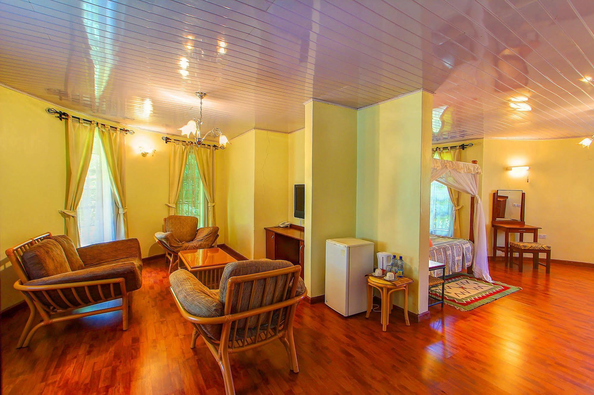 Poa Place Resort & Hotel - Where Nature Meets Comfort Eldoret Ngoại thất bức ảnh